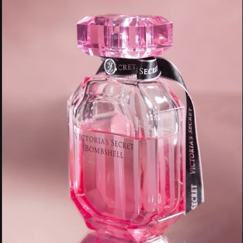 ادکلن زنانه ویتکوریا بامشل 100میل